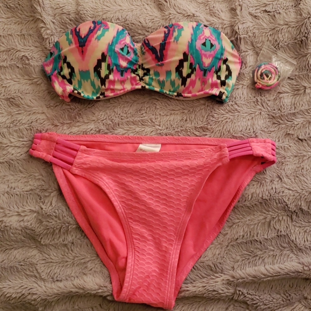 Bathing suit